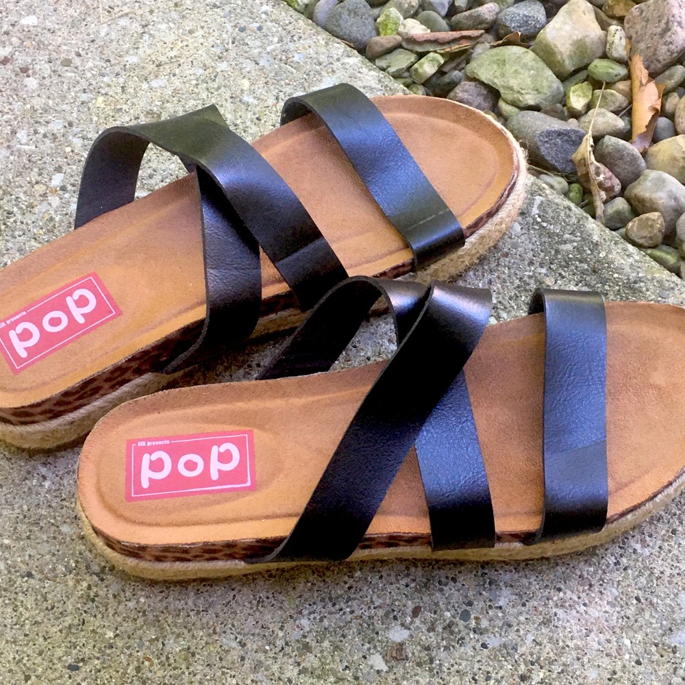 Pop platform slip on sandal